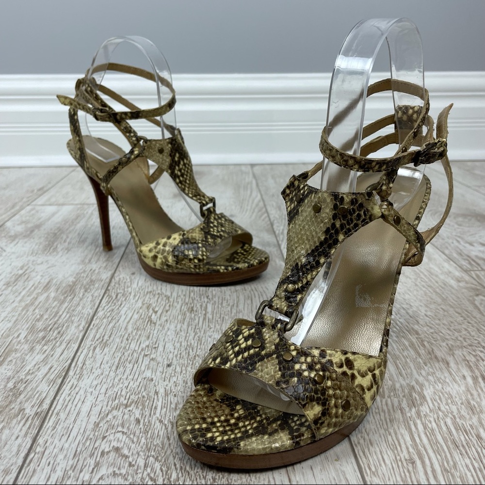 STUART WEITZMAN 38 python snakeskin sandals platform pumps heels